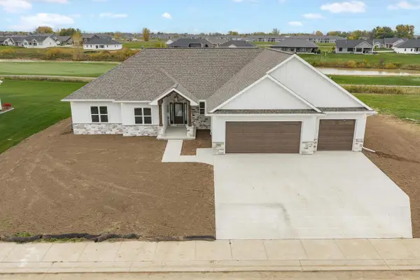 140 BECKERAE COURT, Wrightstown, WI 54180