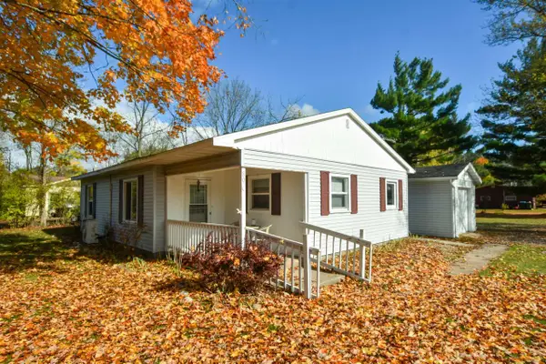 805 CAREY AVENUE, Wild Rose, WI 54984