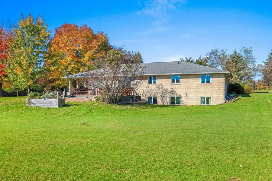4471 HILLSIDE DRIVE, Pulaski, WI 54162 - #2