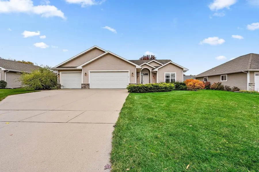 3180 ESSEN ROAD, Green Bay, WI 54311 - #2