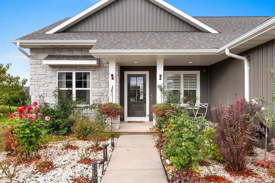 117 PURPLE SAGE DRIVE, Green Bay, WI 54311 - #2
