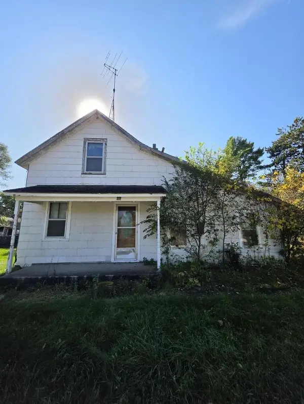 207 WATER STREET, Redgranite, WI 54970