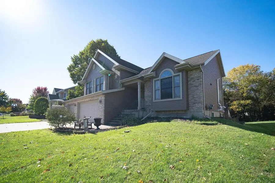 730 GLENWOOD DRIVE, Fond Du Lac, WI 54935 - #2