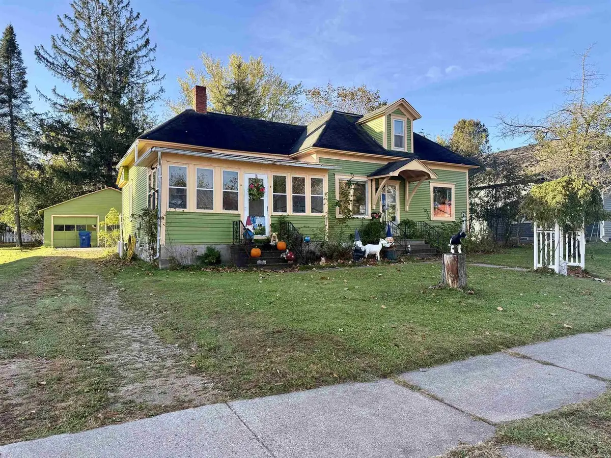 470 E STATE STREET, Iola, WI 54945 - #1