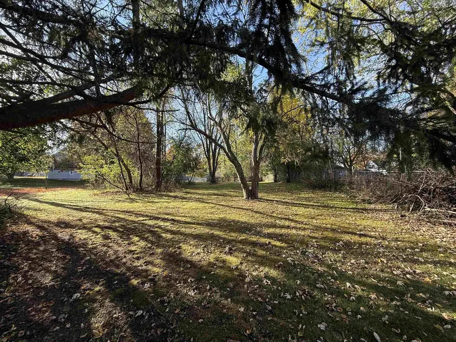 470 E STATE STREET, Iola, WI 54945 - #3