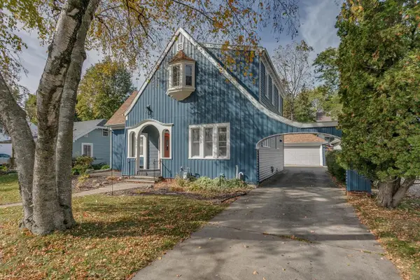 921 WILSON STREET, Kaukauna, WI 54130