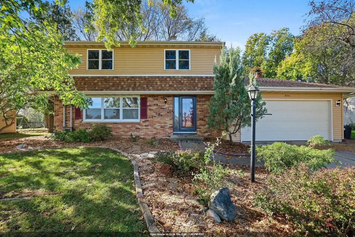 826 BROADVIEW DRIVE, Green Bay, WI 54301 - #1