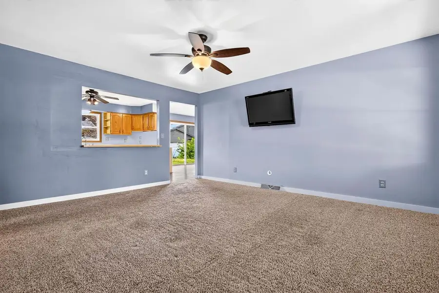 2409 S GLADYS AVENUE, Appleton, WI 54915 - #2