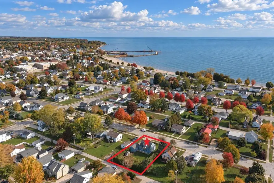 1205 7TH STREET, Algoma, WI 54201 - #2