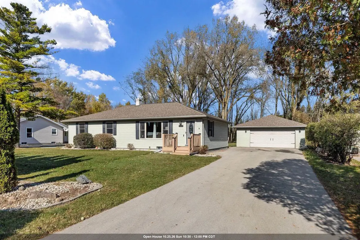 1320 W EDGEWOOD DRIVE, Appleton, WI 54913 - #1