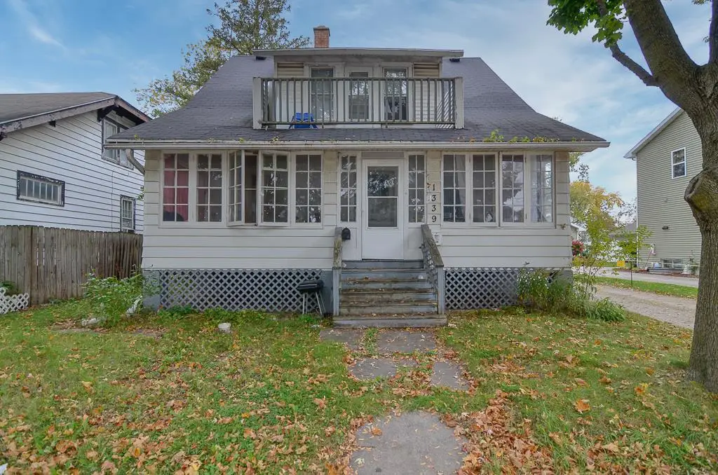1339 E WALNUT STREET, Green Bay, WI 54301 - #1