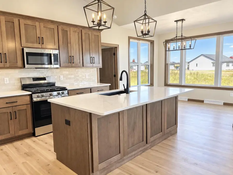 W6899 MCALLISTER DRIVE, Greenville, WI 54942 - #3