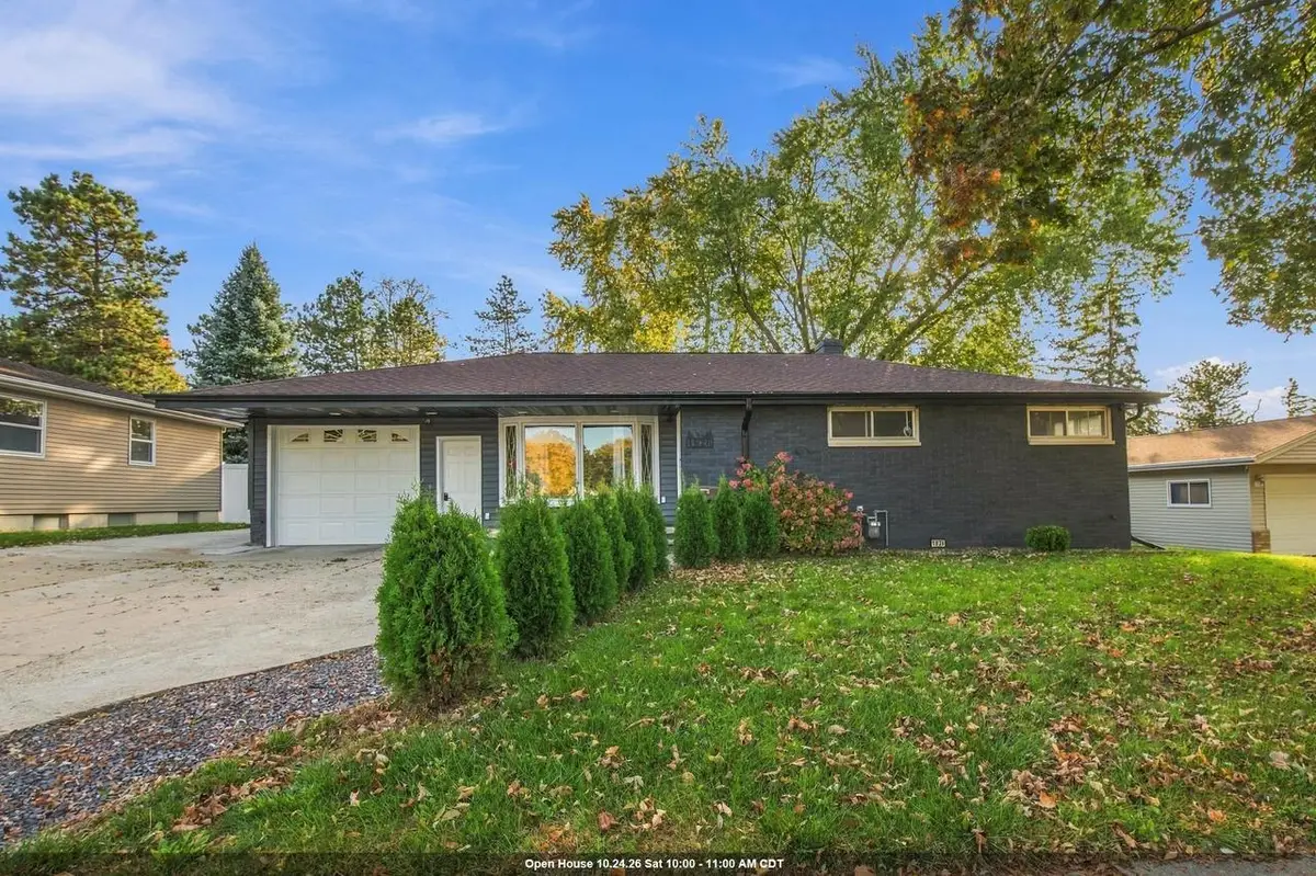 1926 DEBRA LANE, Green Bay, WI 54302 - #1