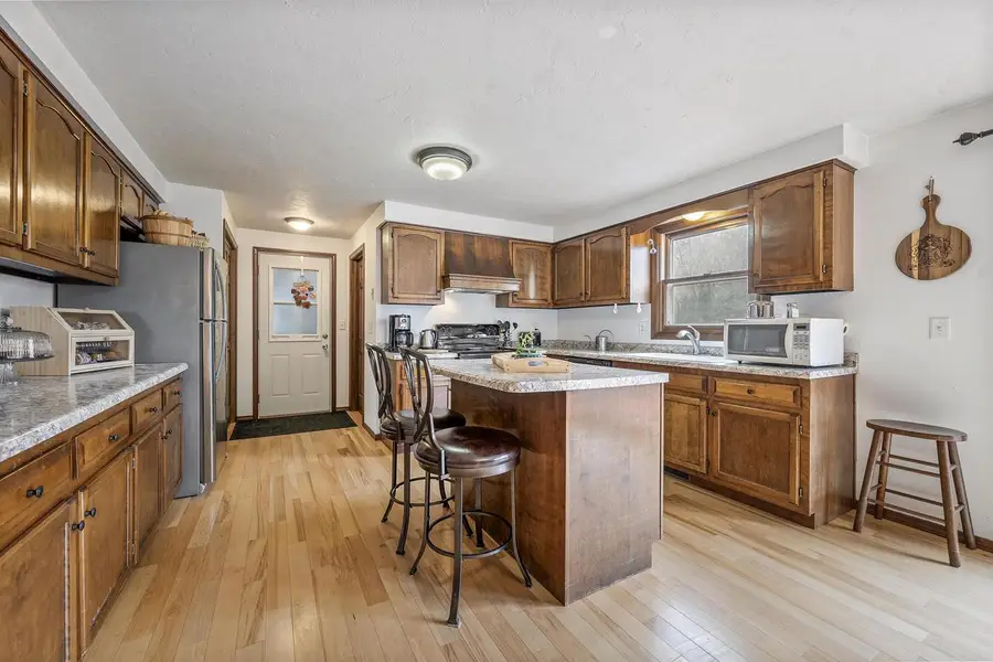 384 WINDWARD ROAD, Green Bay, WI 54302 - #3