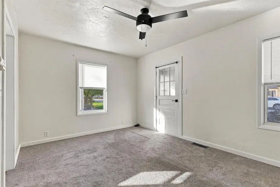 121 PLUMMER AVENUE, Neenah, WI 54956 - #3