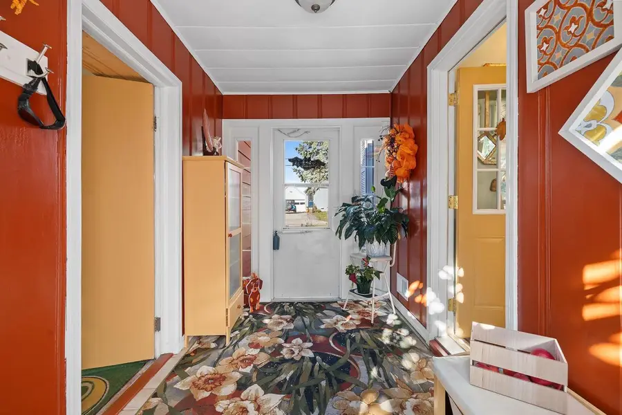 2103 EAST SHORE DRIVE, Green Bay, WI 54302 - #3
