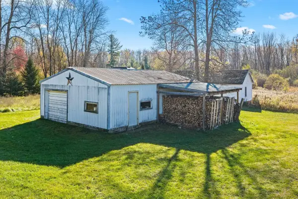 6383 COUNTY RD E, Abrams, WI 54101