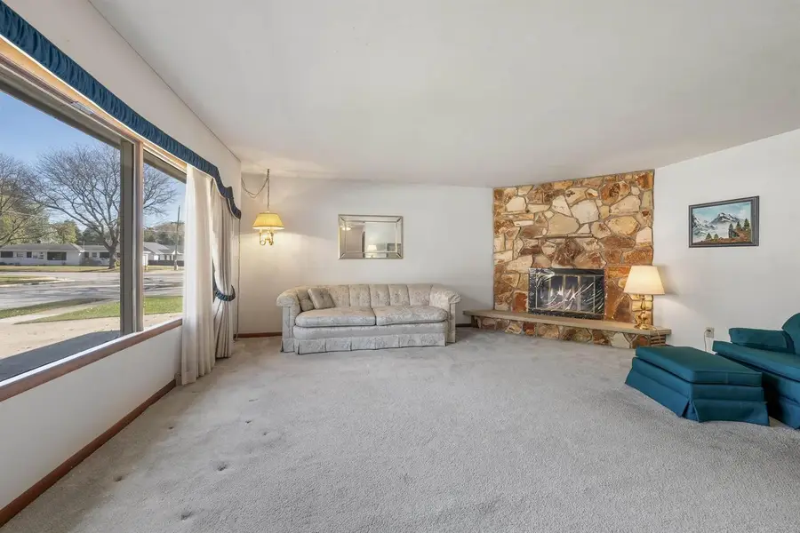 1393 RUSSELL STREET, Green Bay, WI 54304 - #2