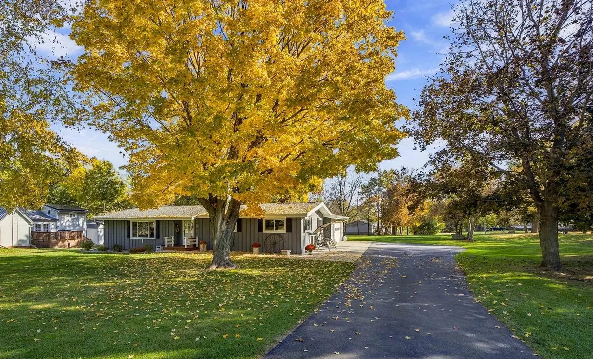 706 S PINE STREET, Weyauwega, WI 54983 - #1