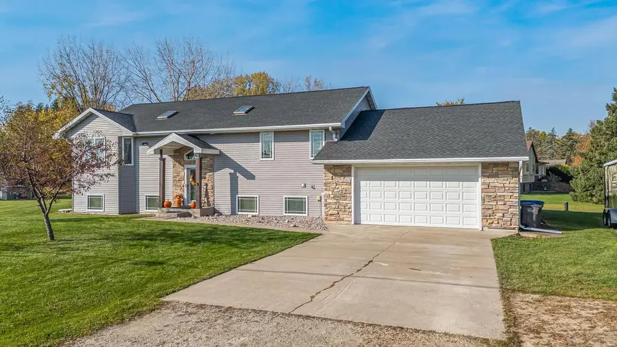 N1467 JULIUS DRIVE, Greenville, WI 54942 - #2