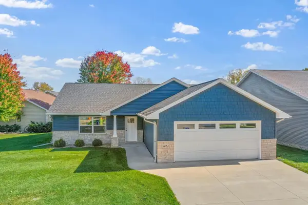 1423 WESTCREEK LANE, Neenah, WI 54956