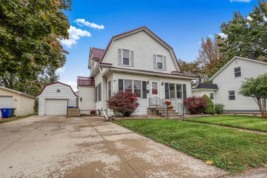 114 N WINNEBAGO STREET, De Pere, WI 54115 - #3