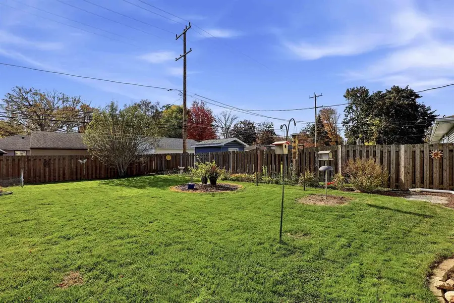 1125 E FRANCES STREET, Appleton, WI 54911 - #2