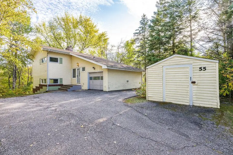 55 Billings Dr, Superior, WI 54880 - Image #2