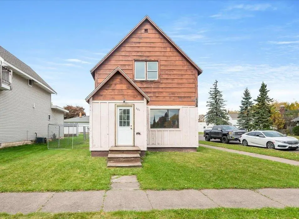 501 20th Ave E, Superior, WI 54880 - Image #1