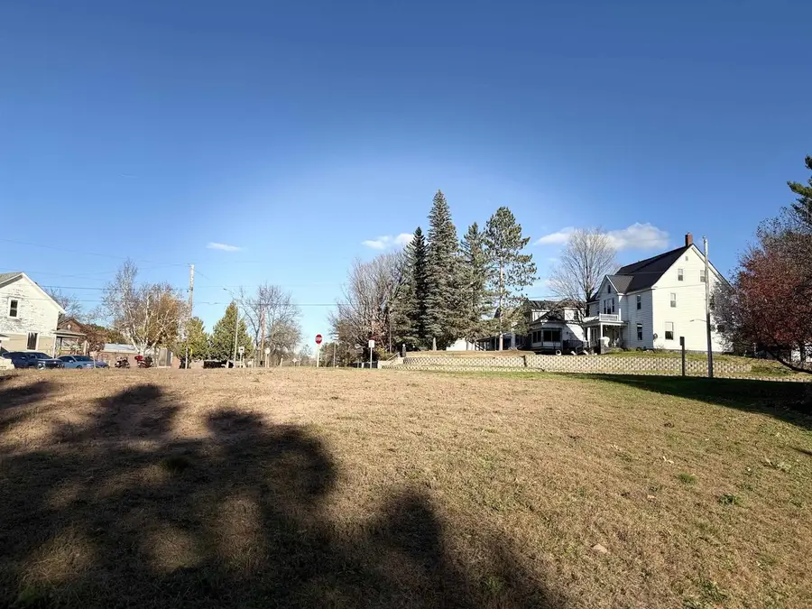 000 Main St S, Mellen, WI 54546 - Image #3