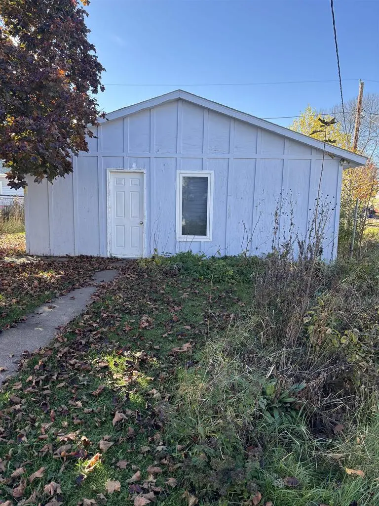 915 Prentice Ave, Ashland, WI 54806 - Image #3