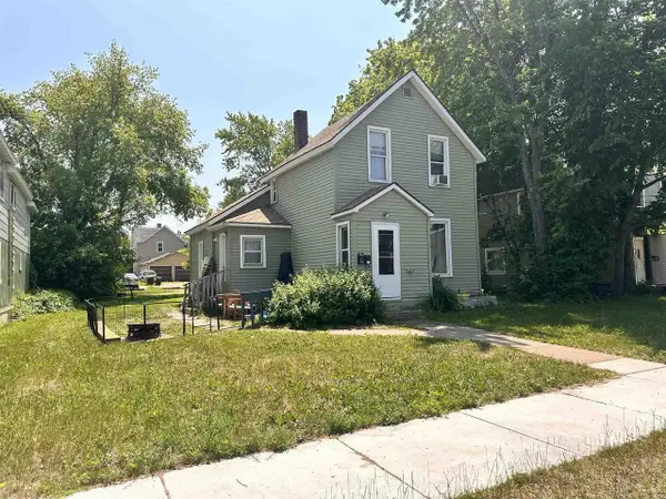 612 St Claire Street, Ashland, WI 54806
