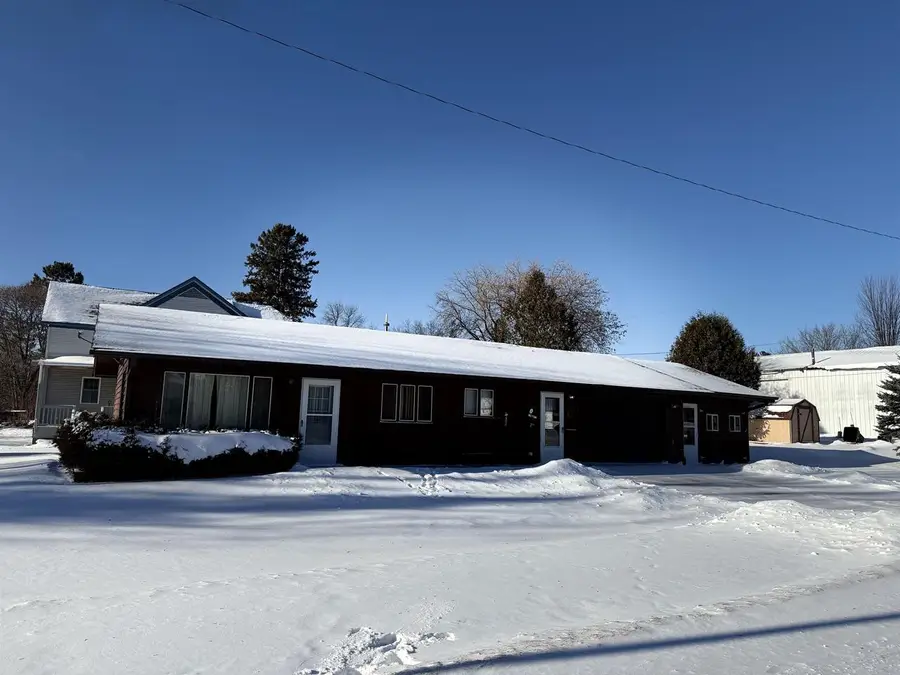 201 N 4th Ave W, Washburn, WI 54891 - Image #2
