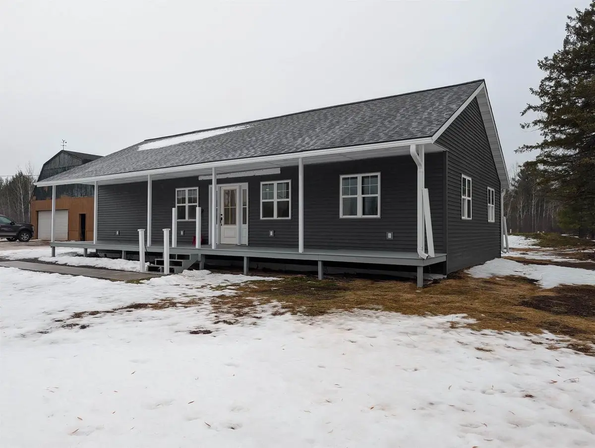 2119 E 5th Ave, Ashland, WI 54806 - Image #1