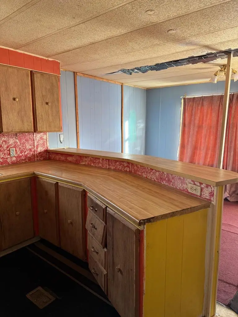 1625 Cary St, Ashland, WI 54806 - Image #2