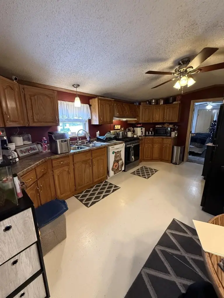 1600 W 8th St, Ashland, WI 54806 - #3