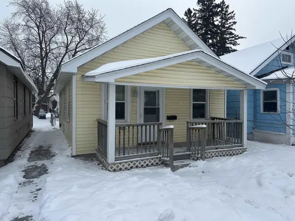 1216 Hughitt Ave, Superior, WI 54880