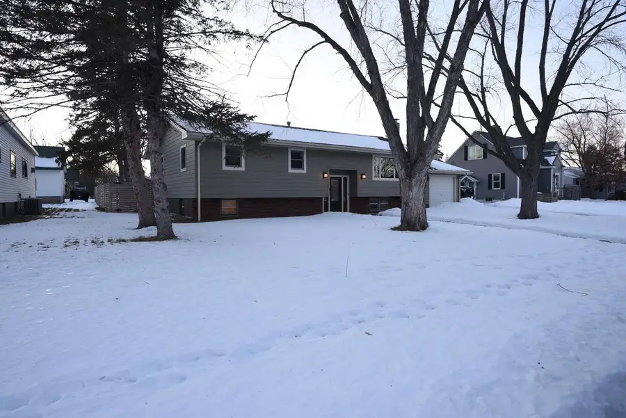1217 6th Ave W, Ashland, WI 54806 - #2