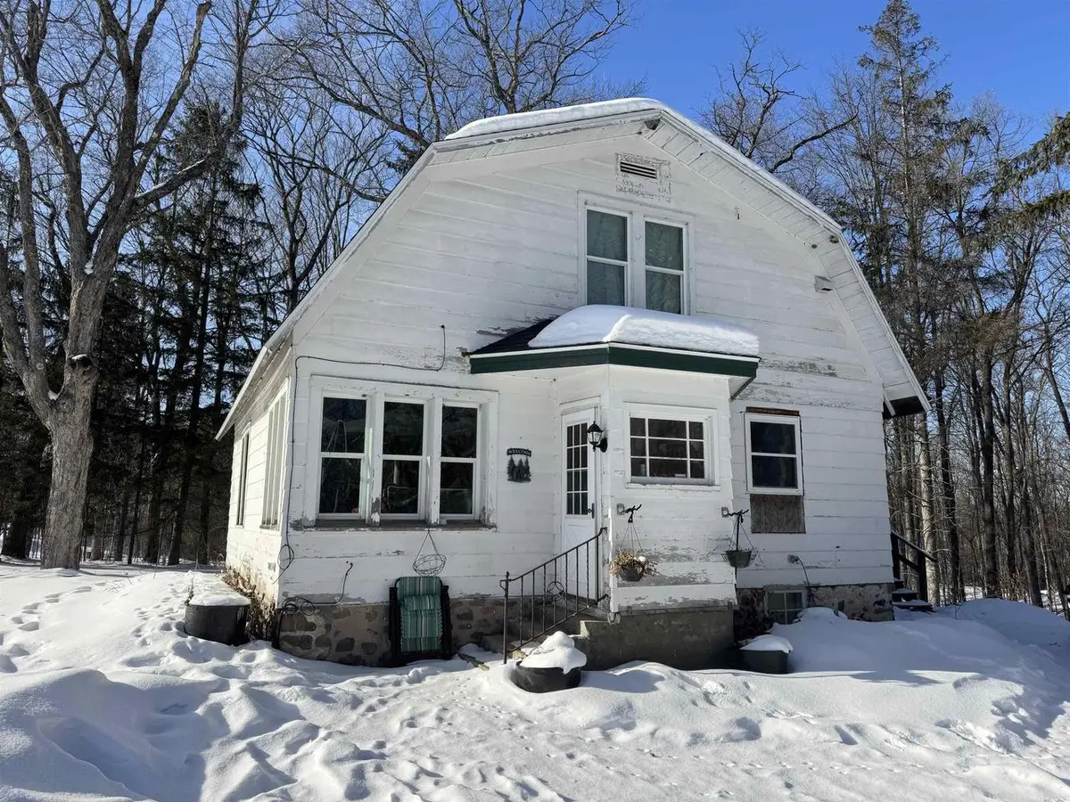 16090 W State Hwy 27, Hayward, WI 54843 - #1