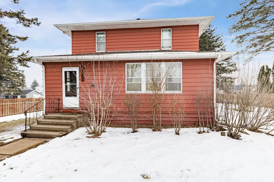 2402 Banks Ave, Superior, WI 54880 - #2