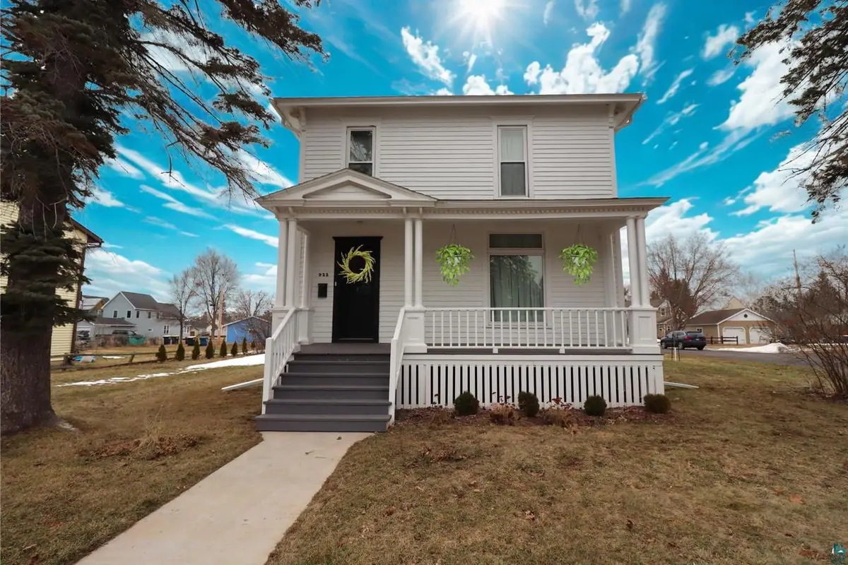 922 Vaughn Ave, Ashland, WI 54806 - #1