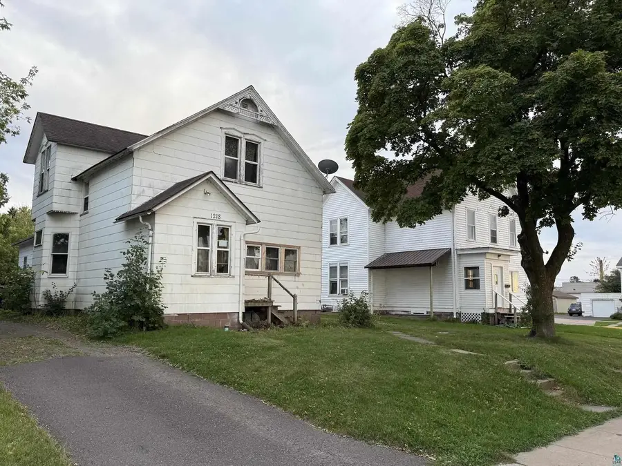 1218 & 1222 Lake Shore Dr W, Ashland, WI 54806 - #2