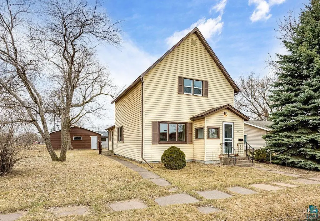 1621 Elmira Ave, Superior, WI 54880 - #1