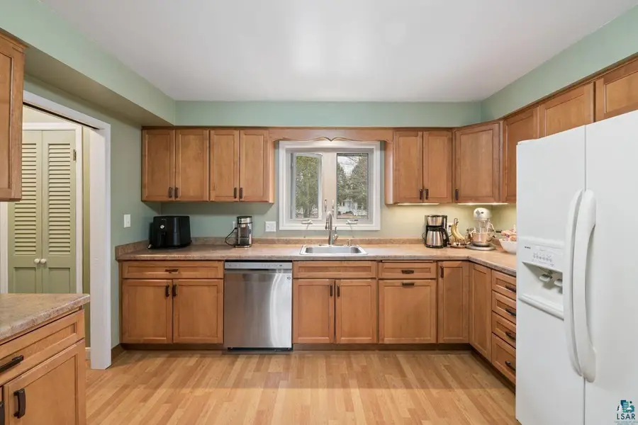 1220 Vaughn Ave, Ashland, WI 54806 - #3