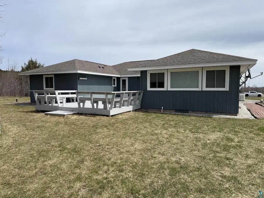 77905 Washington Ave, Washburn, WI 54891 - #3