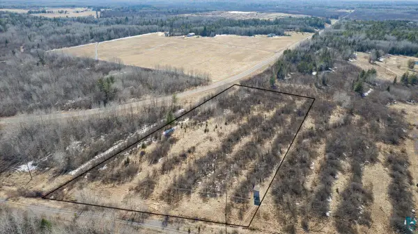 4445 County Rd C, Superior, WI 54880
