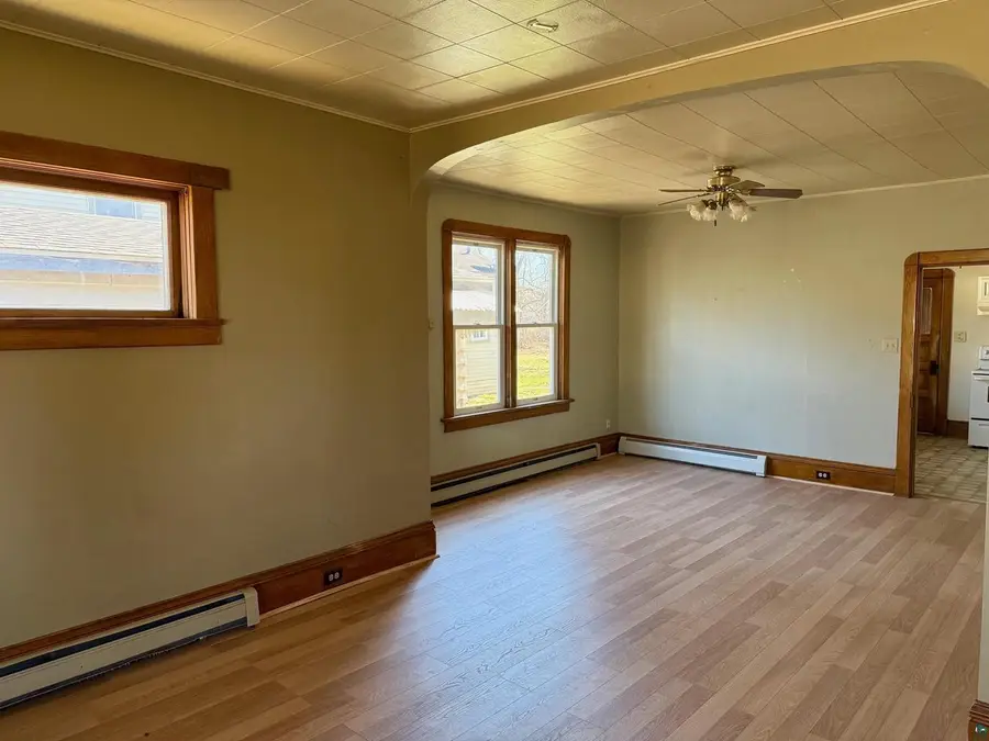 609 14th Ave E, Ashland, WI 54806 - #3