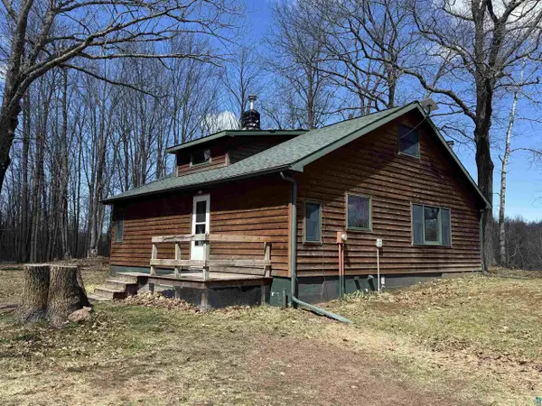 4897 Swanson Dr, Maple, WI 54854