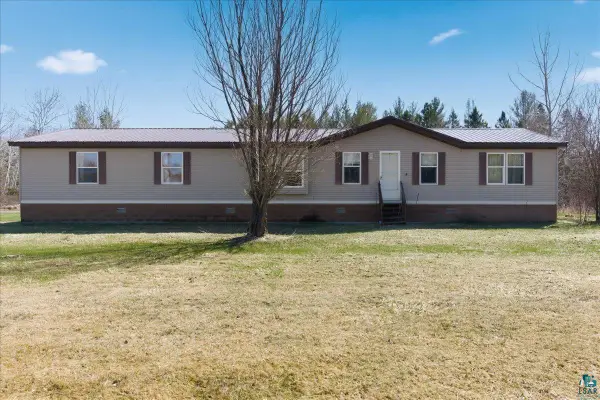 4612 Valley Brook Rd, Superior, WI 54880