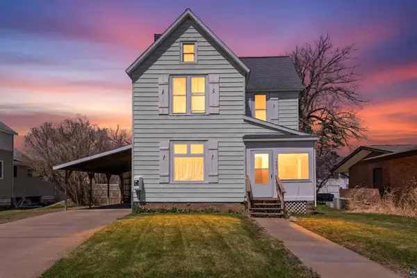 1009 Main St W, Ashland, WI 54806